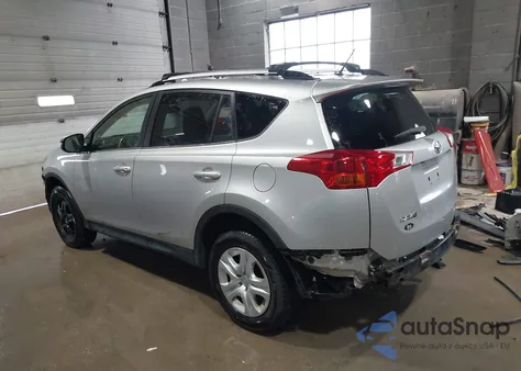 2015 Toyota Rav4 Le z USA, uszkodzony, nr VIN JTMBFREV5FJ029691